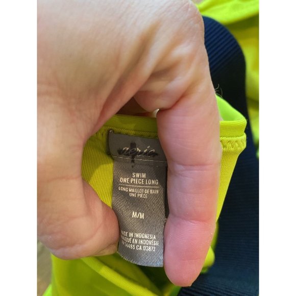 Aerie One Piece Swimsuit Belted Neon Green Summer Medium Demi Bra Bathing Suit - Picture 8 of 9